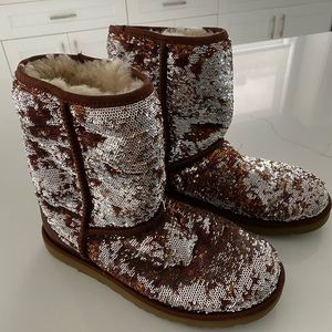 Never used UGG boots! Size 9 in great condition